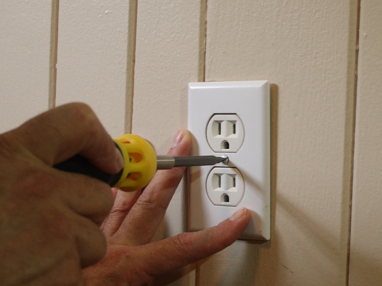 How To Seal Outlets and Switchplates